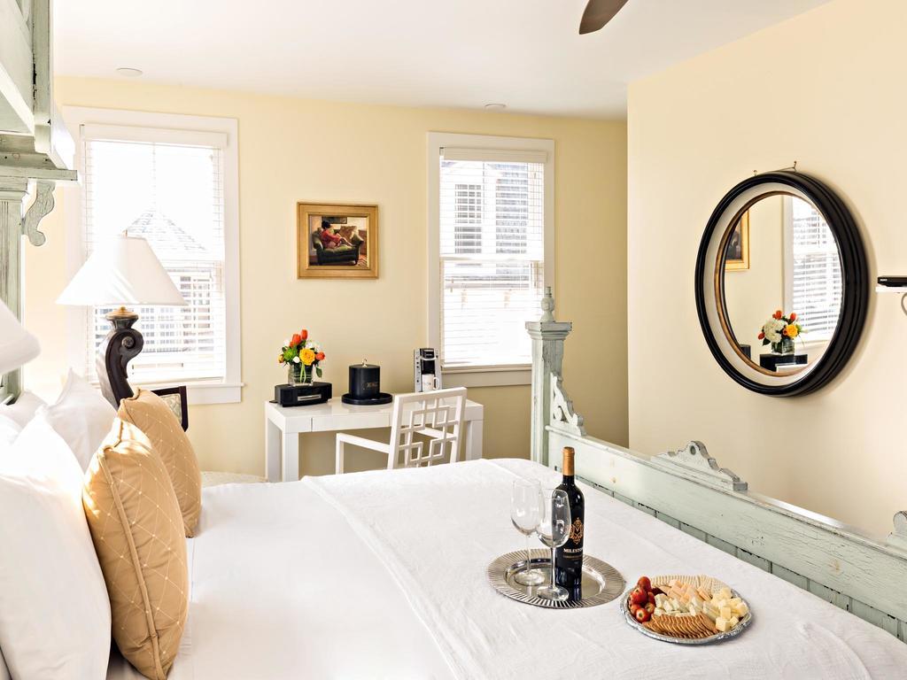 Brass Key Guesthouse Adults Only Provincetown Cameră foto